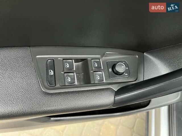 Серый Фольксваген Тигуан, объемом двигателя 2 л и пробегом 119 тыс. км за 19500 $, фото 25 на Automoto.ua