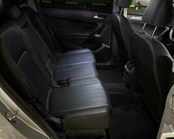 Серый Фольксваген Тигуан, объемом двигателя 1.98 л и пробегом 104 тыс. км за 25200 $, фото 15 на Automoto.ua