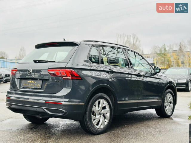 Серый Фольксваген Тигуан, объемом двигателя 1.97 л и пробегом 150 тыс. км за 26300 $, фото 9 на Automoto.ua