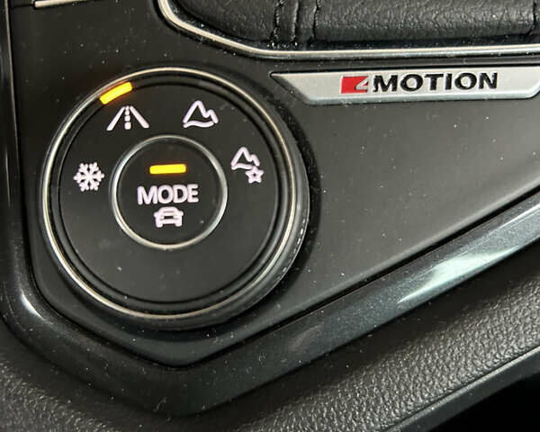 Серый Фольксваген Тигуан, объемом двигателя 2 л и пробегом 194 тыс. км за 31500 $, фото 41 на Automoto.ua