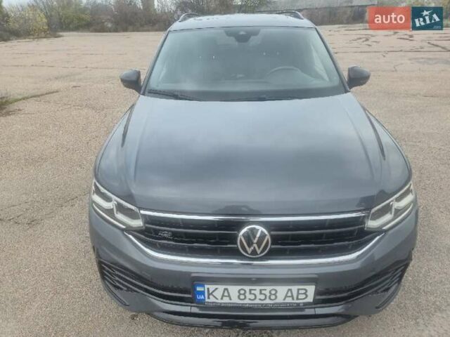 Серый Фольксваген Тигуан, объемом двигателя 2 л и пробегом 117 тыс. км за 34900 $, фото 10 на Automoto.ua
