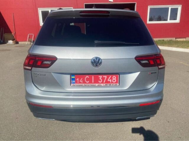 Серый Фольксваген Тигуан, объемом двигателя 2 л и пробегом 90 тыс. км за 23000 $, фото 4 на Automoto.ua