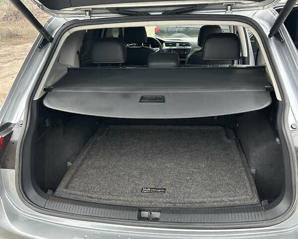 Серый Фольксваген Тигуан, объемом двигателя 1.98 л и пробегом 63 тыс. км за 25900 $, фото 11 на Automoto.ua