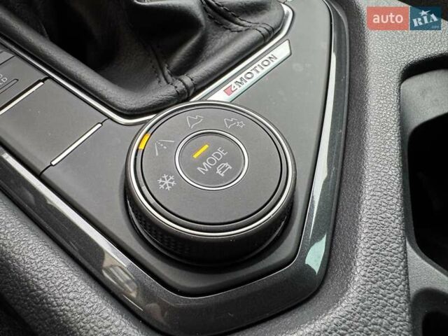Фольксваген Тигуан 2021 в Киеве на Automoto.ua Серый Фольксваген Тигуан, объемом двигателя 1.97 л и пробегом 51 тыс. км за 34900 $, фото 31 на Automoto.ua