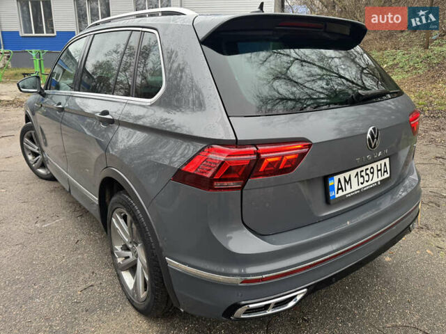 Сірий Фольксваген Тігуан, об'ємом двигуна 1.97 л та пробігом 146 тис. км за 34000 $, фото 2 на Automoto.ua