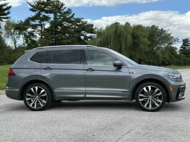 Сірий Фольксваген Тігуан, об'ємом двигуна 2 л та пробігом 11 тис. км за 7500 $, фото 6 на Automoto.ua