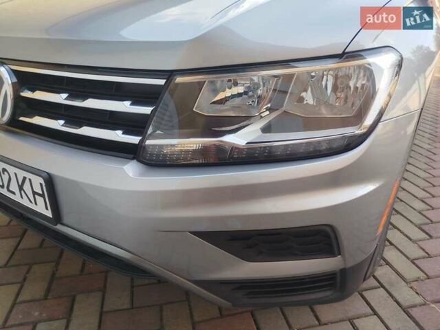 Серый Фольксваген Тигуан, объемом двигателя 1.98 л и пробегом 60 тыс. км за 19000 $, фото 6 на Automoto.ua