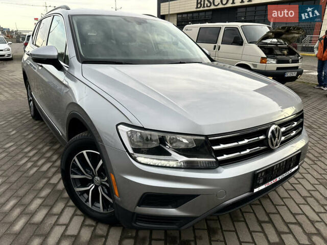 Серый Фольксваген Тигуан, объемом двигателя 2 л и пробегом 124 тыс. км за 16999 $, фото 5 на Automoto.ua