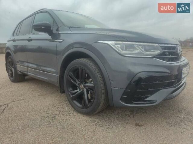 Серый Фольксваген Тигуан, объемом двигателя 2 л и пробегом 117 тыс. км за 34900 $, фото 18 на Automoto.ua