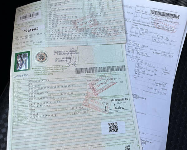 Серый Фольксваген Тигуан, объемом двигателя 2 л и пробегом 176 тыс. км за 27950 $, фото 110 на Automoto.ua