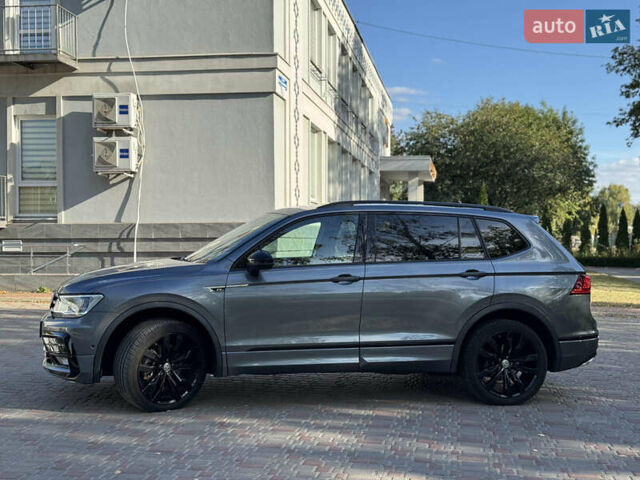 Серый Фольксваген Тигуан, объемом двигателя 1.98 л и пробегом 82 тыс. км за 21499 $, фото 5 на Automoto.ua