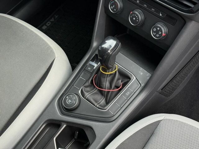 Сірий Фольксваген Тігуан, об'ємом двигуна 1.5 л та пробігом 39 тис. км за 20500 $, фото 13 на Automoto.ua