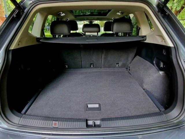 Серый Фольксваген Тигуан, объемом двигателя 2 л и пробегом 43 тыс. км за 13800 $, фото 8 на Automoto.ua