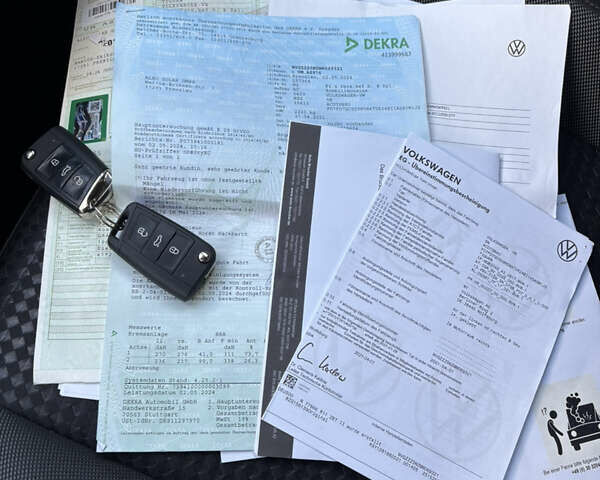 Серый Фольксваген Тигуан, объемом двигателя 2 л и пробегом 176 тыс. км за 27950 $, фото 108 на Automoto.ua