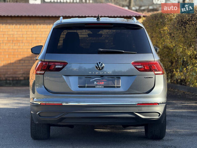 Серый Фольксваген Тигуан, объемом двигателя 2 л и пробегом 120 тыс. км за 23500 $, фото 11 на Automoto.ua