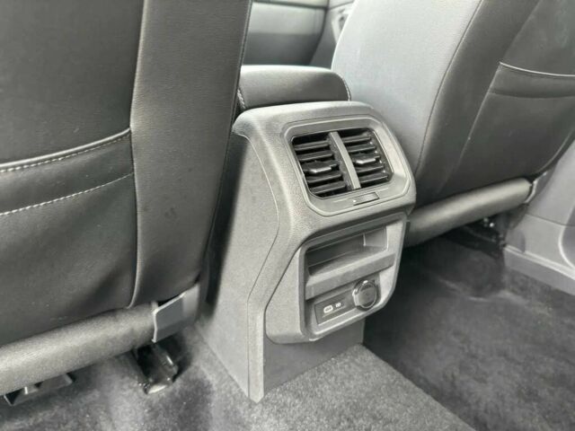 Сірий Фольксваген Тігуан, об'ємом двигуна 2 л та пробігом 11 тис. км за 7500 $, фото 12 на Automoto.ua