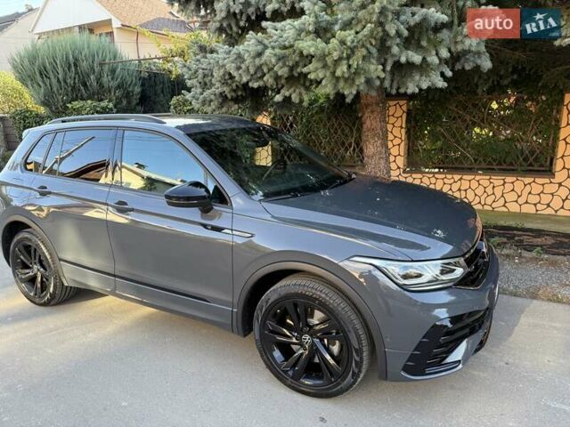 Серый Фольксваген Тигуан, объемом двигателя 1.98 л и пробегом 51 тыс. км за 38200 $, фото 2 на Automoto.ua