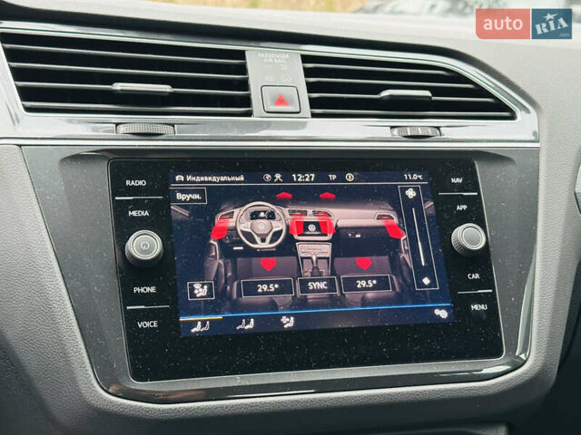 Серый Фольксваген Тигуан, объемом двигателя 1.97 л и пробегом 150 тыс. км за 26300 $, фото 31 на Automoto.ua