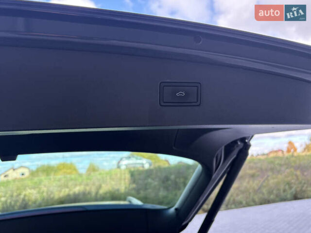 Серый Фольксваген Тигуан, объемом двигателя 2 л и пробегом 176 тыс. км за 27950 $, фото 83 на Automoto.ua