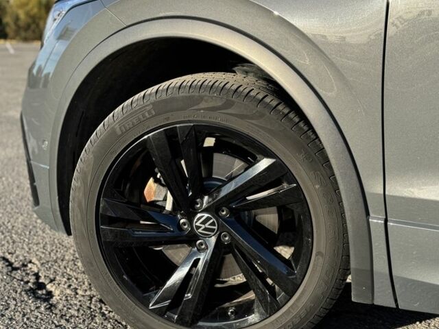 Серый Фольксваген Тигуан, объемом двигателя 2 л и пробегом 52 тыс. км за 36999 $, фото 15 на Automoto.ua