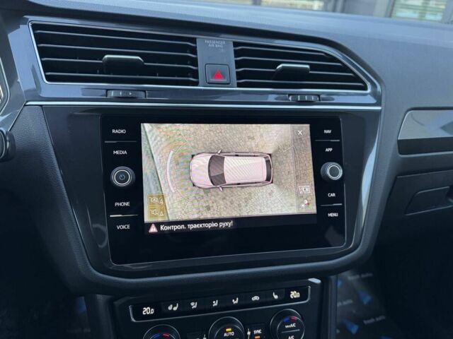 Серый Фольксваген Тигуан, объемом двигателя 2 л и пробегом 172 тыс. км за 33700 $, фото 23 на Automoto.ua