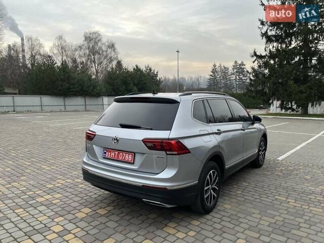 Серый Фольксваген Тигуан, объемом двигателя 2 л и пробегом 119 тыс. км за 19500 $, фото 60 на Automoto.ua