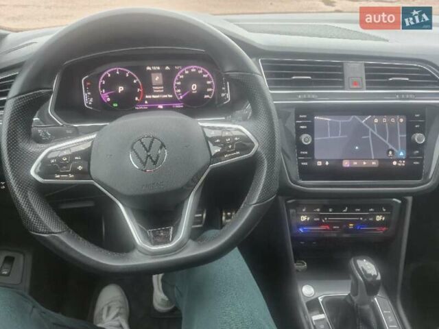 Серый Фольксваген Тигуан, объемом двигателя 2 л и пробегом 117 тыс. км за 34900 $, фото 11 на Automoto.ua