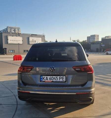 Серый Фольксваген Тигуан, объемом двигателя 1.98 л и пробегом 99 тыс. км за 26000 $, фото 9 на Automoto.ua