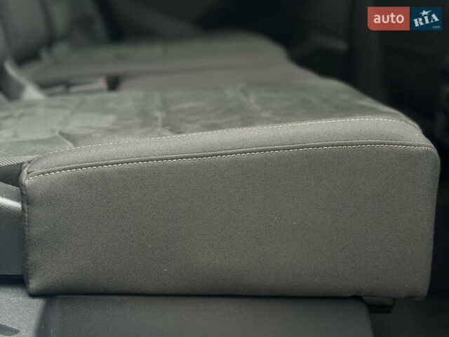 Сірий Фольксваген Тігуан, об'ємом двигуна 2 л та пробігом 204 тис. км за 34499 $, фото 24 на Automoto.ua