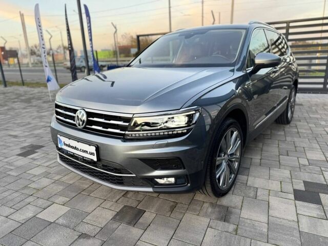 Серый Фольксваген Тигуан, объемом двигателя 2 л и пробегом 172 тыс. км за 33700 $, фото 7 на Automoto.ua