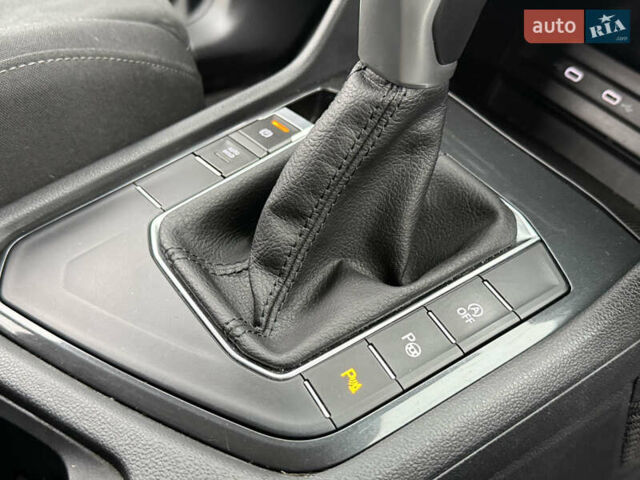 Серый Фольксваген Тигуан, объемом двигателя 1.97 л и пробегом 158 тыс. км за 28999 $, фото 36 на Automoto.ua