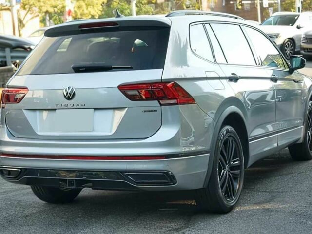 Серый Фольксваген Тигуан, объемом двигателя 2 л и пробегом 13 тыс. км за 8900 $, фото 3 на Automoto.ua