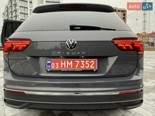 Серый Фольксваген Тигуан, объемом двигателя 1.97 л и пробегом 158 тыс. км за 28999 $, фото 29 на Automoto.ua