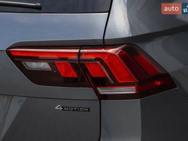 Сірий Фольксваген Тігуан, об'ємом двигуна 2 л та пробігом 2 тис. км за 24200 $, фото 12 на Automoto.ua