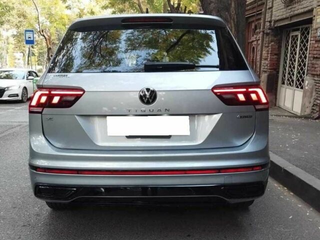 Серый Фольксваген Тигуан, объемом двигателя 0 л и пробегом 68 тыс. км за 15700 $, фото 2 на Automoto.ua