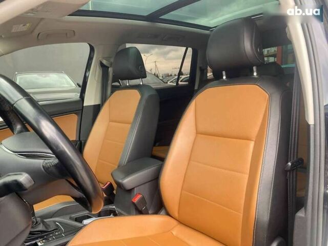 Сірий Фольксваген Тігуан, об'ємом двигуна 2 л та пробігом 131 тис. км за 19500 $, фото 18 на Automoto.ua