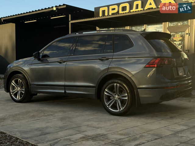 Серый Фольксваген Тигуан, объемом двигателя 1.98 л и пробегом 59 тыс. км за 26900 $, фото 3 на Automoto.ua