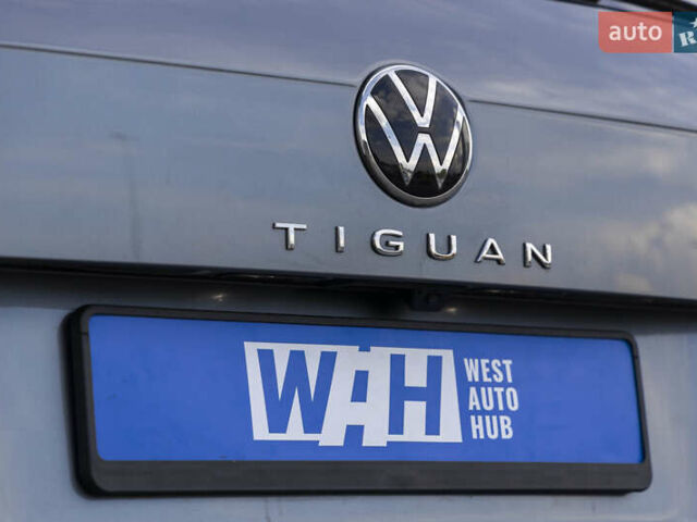 Сірий Фольксваген Тігуан, об'ємом двигуна 2 л та пробігом 2 тис. км за 24200 $, фото 11 на Automoto.ua