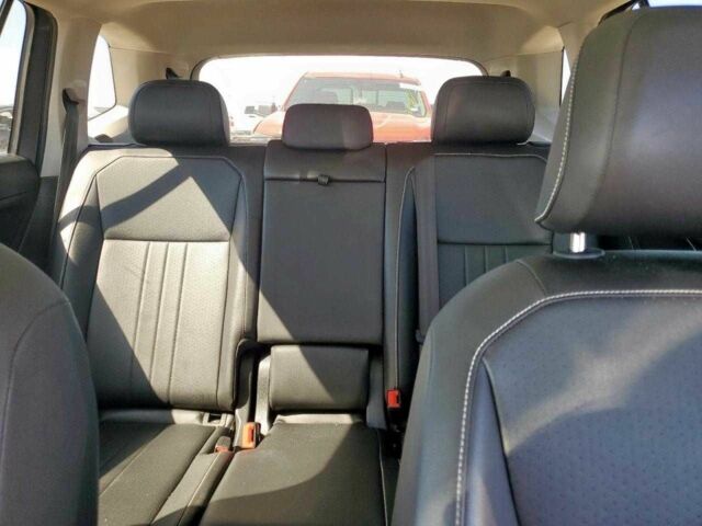 Сірий Фольксваген Тігуан, об'ємом двигуна 2 л та пробігом 121 тис. км за 18000 $, фото 9 на Automoto.ua