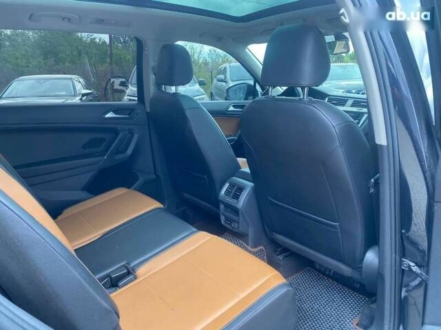 Сірий Фольксваген Тігуан, об'ємом двигуна 2 л та пробігом 131 тис. км за 19500 $, фото 22 на Automoto.ua