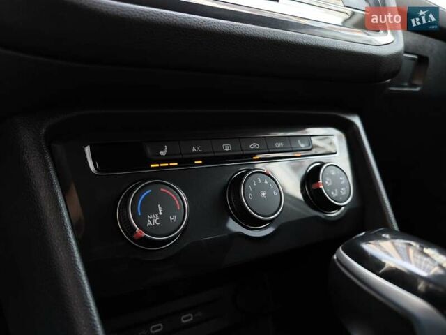 Серый Фольксваген Тигуан, объемом двигателя 1.98 л и пробегом 239 тыс. км за 20700 $, фото 34 на Automoto.ua