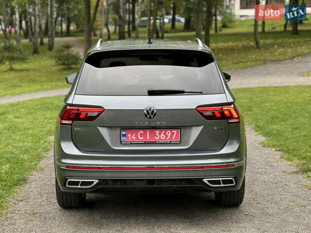 Сірий Фольксваген Тігуан, об'ємом двигуна 2 л та пробігом 21 тис. км за 29999 $, фото 17 на Automoto.ua