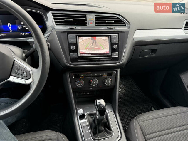Сірий Фольксваген Тігуан, об'ємом двигуна 1.98 л та пробігом 67 тис. км за 24900 $, фото 17 на Automoto.ua