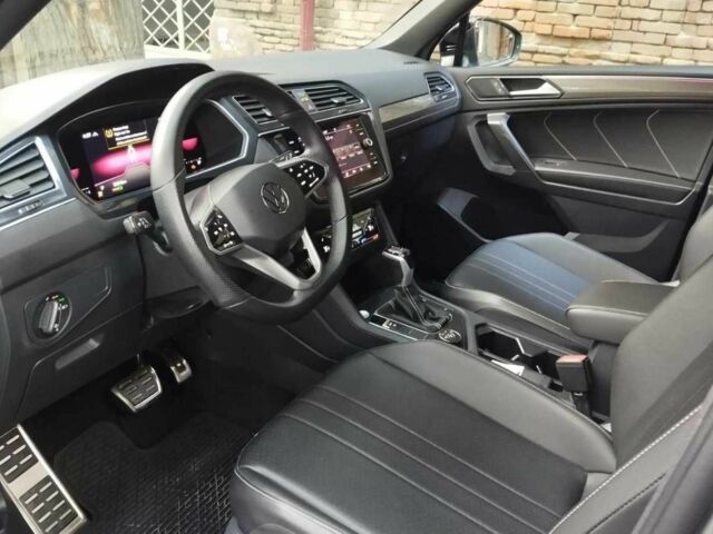 Серый Фольксваген Тигуан, объемом двигателя 0 л и пробегом 68 тыс. км за 15700 $, фото 7 на Automoto.ua