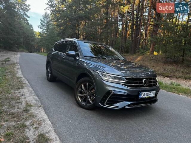 Фольксваген Тигуан 2022 в Киеве на Automoto.ua Серый Фольксваген Тигуан, объемом двигателя 1.98 л и пробегом 51 тыс. км за 34000 $, фото 2 на Automoto.ua