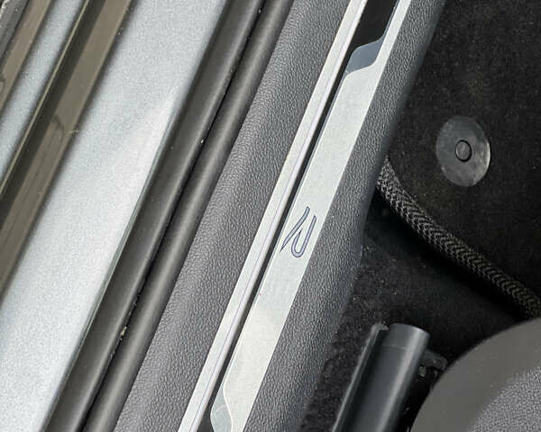 Серый Фольксваген Тигуан, объемом двигателя 1.98 л и пробегом 32 тыс. км за 29500 $, фото 81 на Automoto.ua