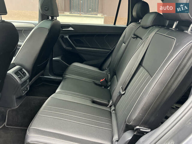 Серый Фольксваген Тигуан, объемом двигателя 1.98 л и пробегом 32 тыс. км за 29500 $, фото 84 на Automoto.ua