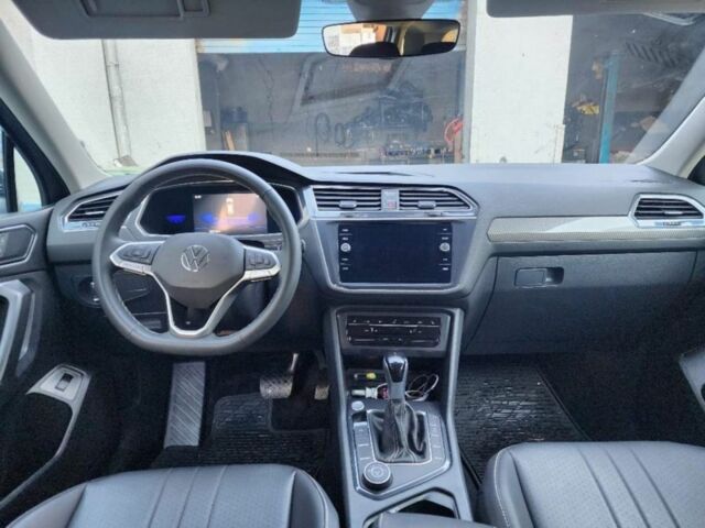 Серый Фольксваген Тигуан, объемом двигателя 0 л и пробегом 46 тыс. км за 13400 $, фото 8 на Automoto.ua