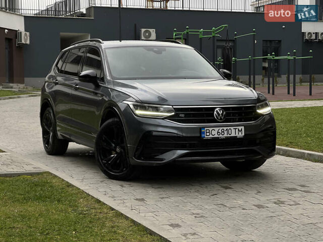 Серый Фольксваген Тигуан, объемом двигателя 1.98 л и пробегом 32 тыс. км за 29500 $, фото 20 на Automoto.ua