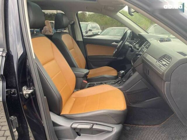 Сірий Фольксваген Тігуан, об'ємом двигуна 2 л та пробігом 131 тис. км за 19500 $, фото 23 на Automoto.ua